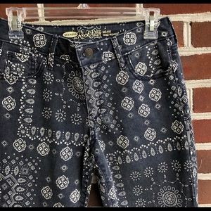 Old Navy Mid Rise Rockstar Paisley Print Skinny Jeans Size 4